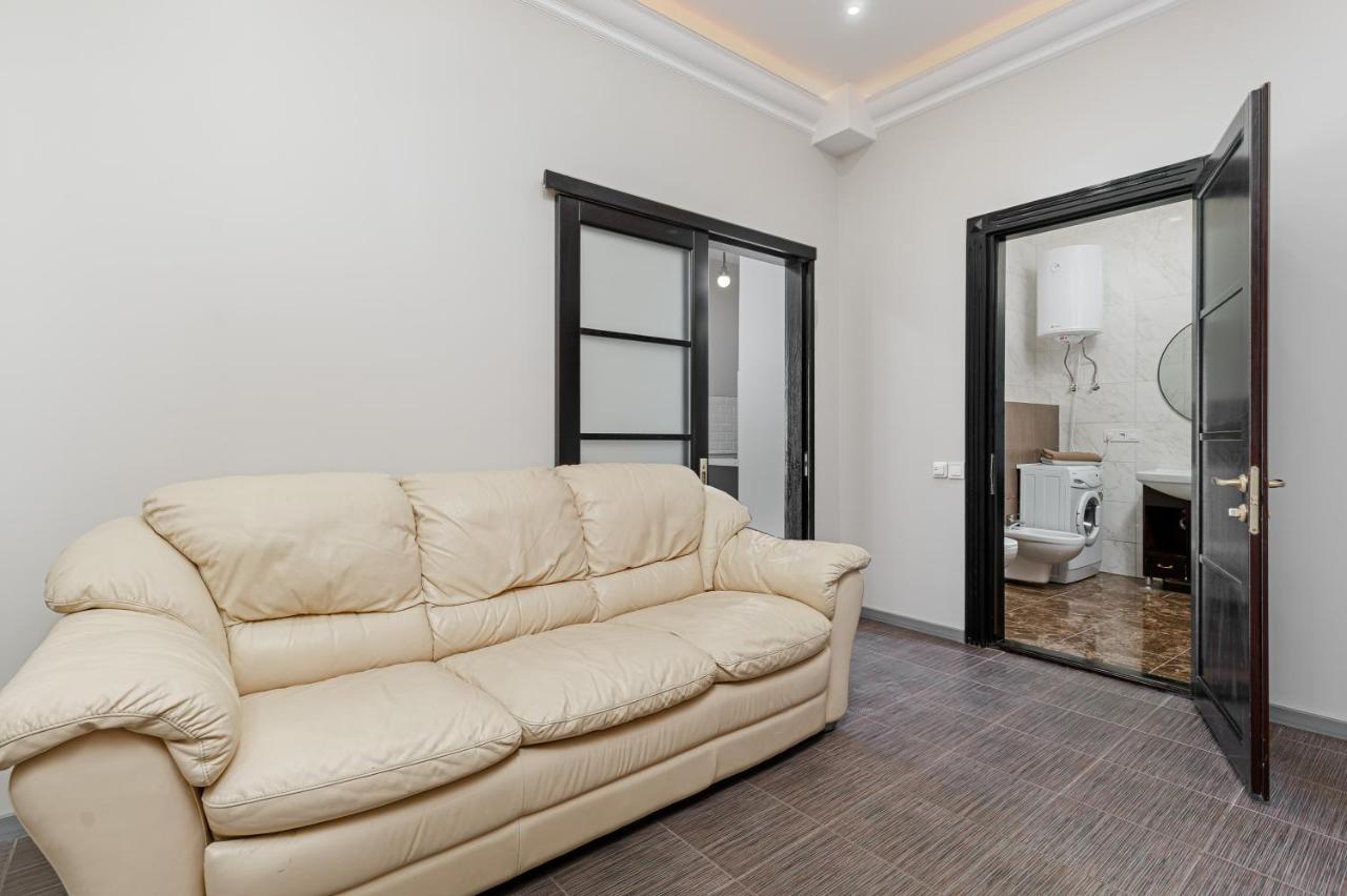 Arcadia Palace 2-Bedrooms Apartment With Terrace Odessa Ngoại thất bức ảnh