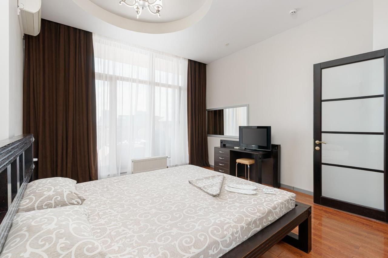 Arcadia Palace 2-Bedrooms Apartment With Terrace Odessa Ngoại thất bức ảnh